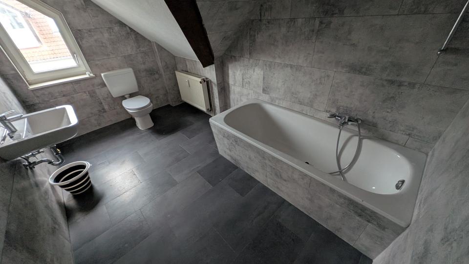 Dachgeschoßwohnung Magdeburg Leipziger Straße - 2 Zimmer, 80 m&sup2;, 475&euro; | Angebot:25540628