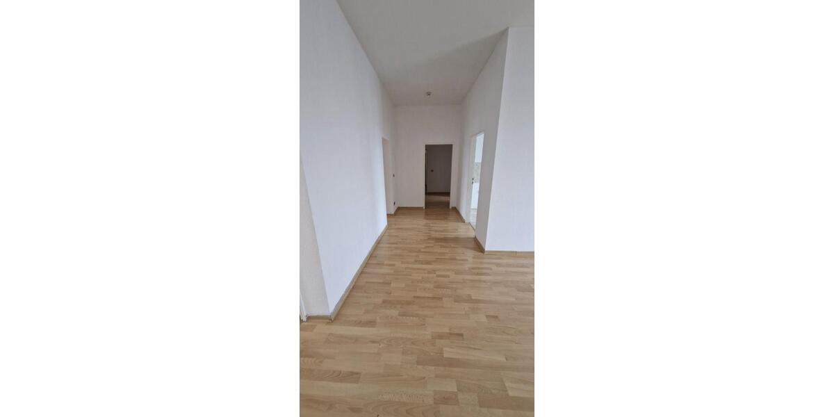Dachgeschoßwohnung Magdeburg Leipziger Straße - 3 Zimmer, 78 m&sup2;, 510&euro; | Angebot:18896990