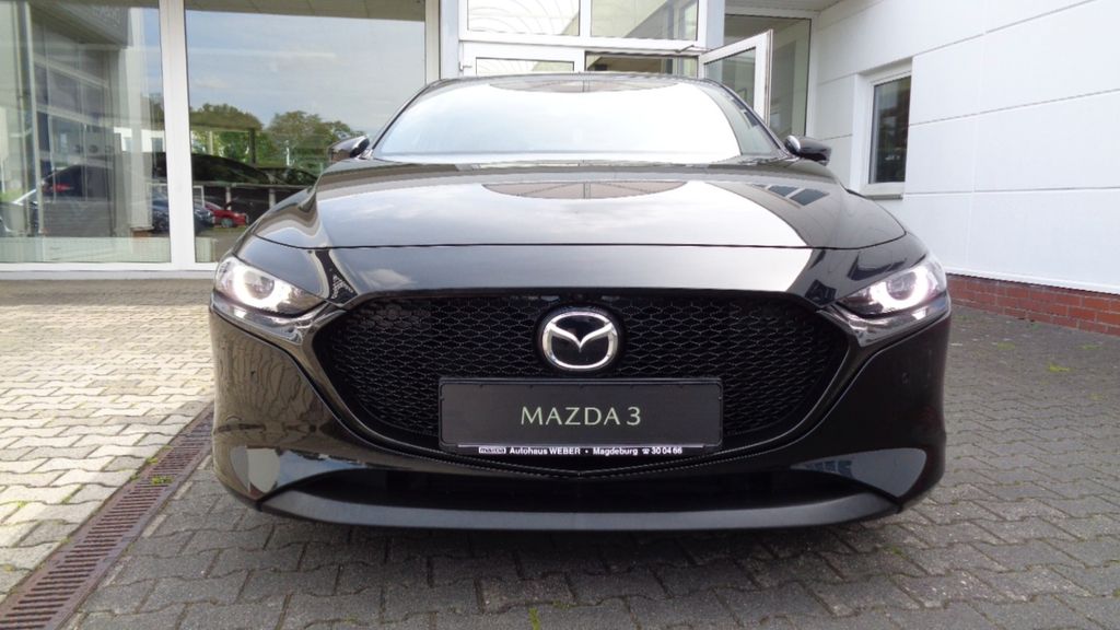 Mazda 3 21.619 km 27.900 &euro; Magdeburg 39126