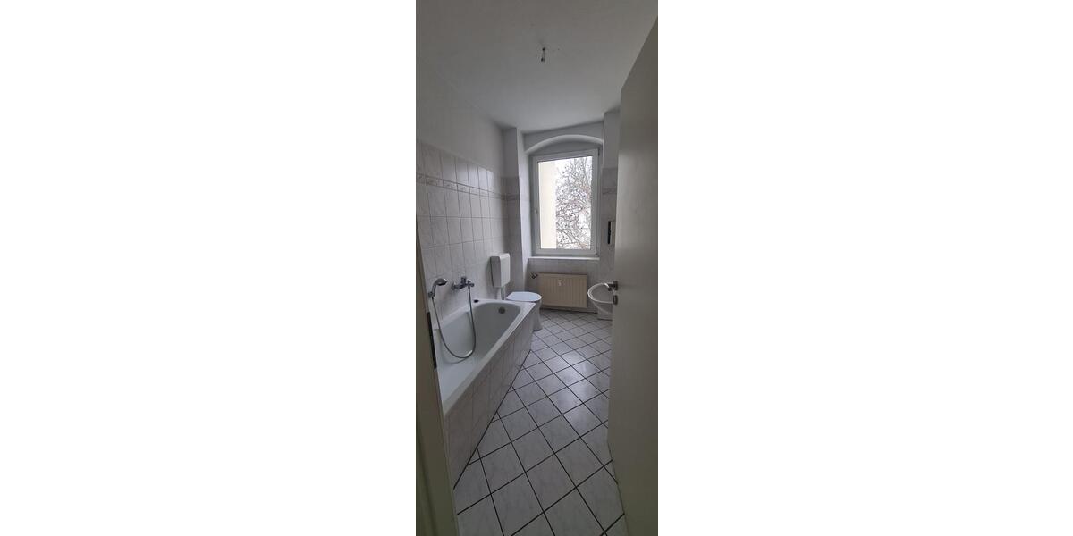 Dachgeschoßwohnung Magdeburg Beyendorf-Sohlen - 4 Zimmer, 96 m&sup2;, 595&euro; | Angebot:24795694