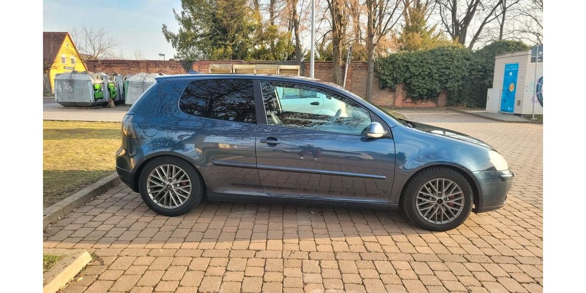 VW Golf 308.000 km 1.500 &euro; Irxleben 39167