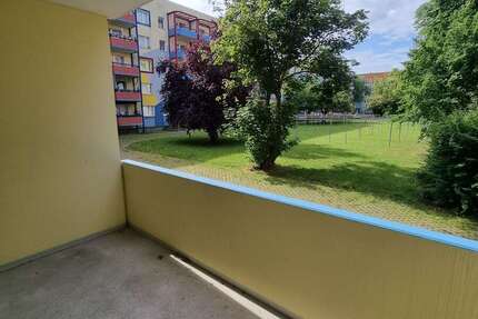 Wohnung Schönebeck - 3 Zimmer, 64 m&sup2;, 399&euro; | Angebot:26931627
