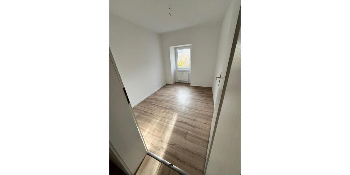 4-Zimmer Wohnung im Erdgeschoss in Alt Haldensleben 4 zimmer