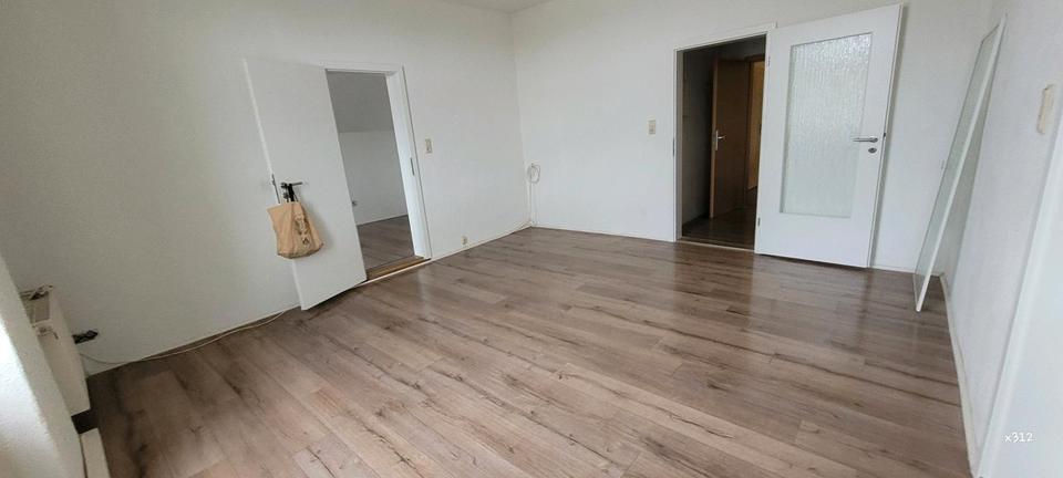 Dachgeschoßwohnung Bördeland - 2 Zimmer, 50 m&sup2;, 360&euro; | Angebot:26455376
