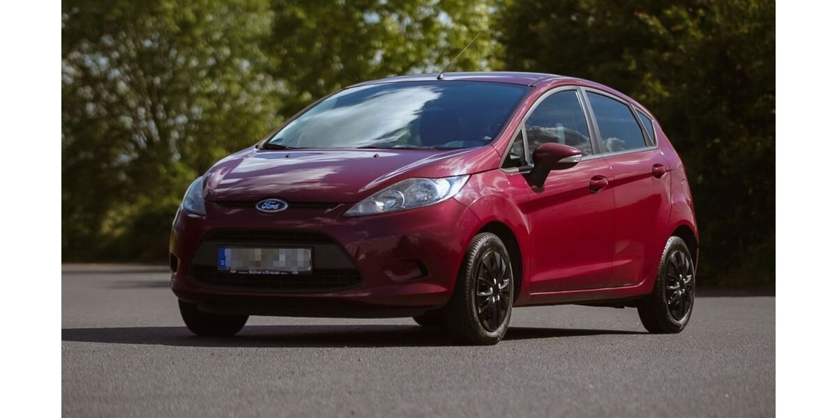 Ford Fiesta 92.000 km 5.700 &euro; Magdeburg 39104