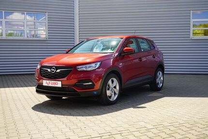 Opel Grandland (X) 23.712 km 17.990 &euro; Magdeburg 39118