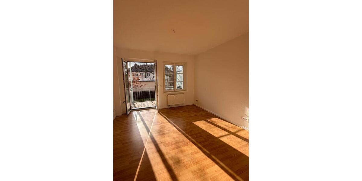 Erdgeschoßwohnung Magdeburg Brückfeld - 3 Zimmer, 67 m&sup2;, 490&euro; | Angebot:25053401