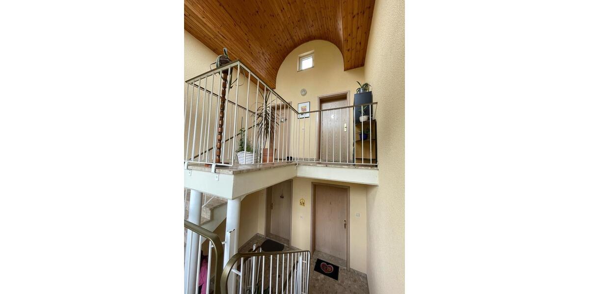 Dachgeschoßwohnung Calbe (Saale) - 2 Zimmer, 57 m&sup2;, 43.000&euro; | Angebot:24688385