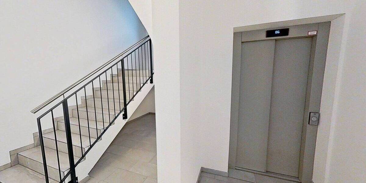Etagenwohnung Magdeburg Sudenburg - 3 Zimmer, 97 m&sup2;, 1.099&euro; | Angebot:26763456