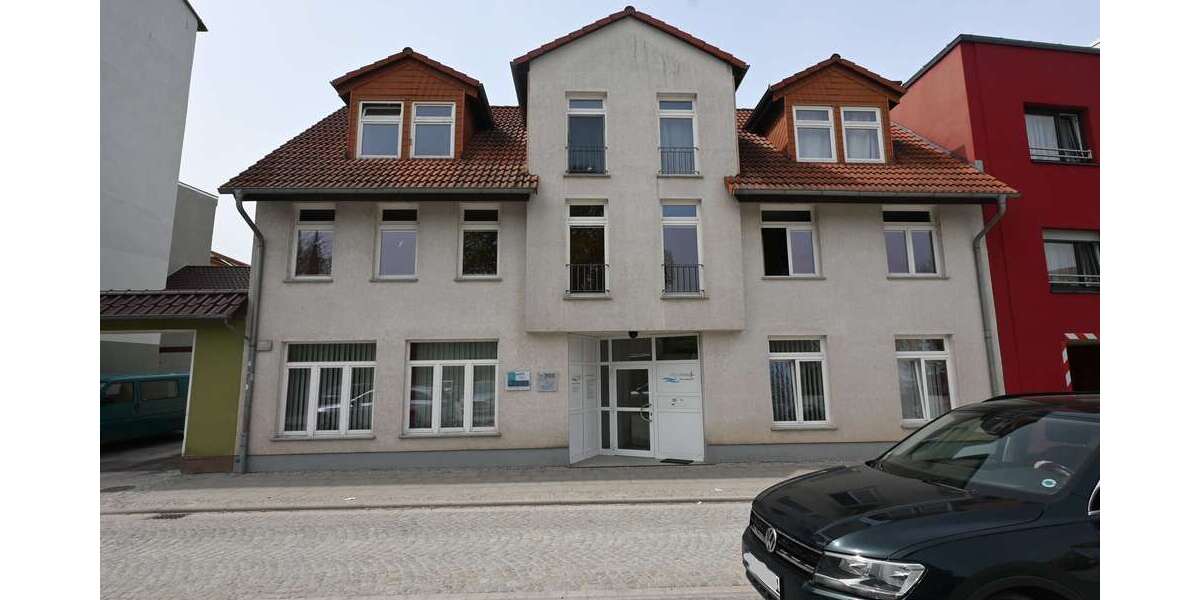 Einfamilienhaus Schönebeck (Elbe) - 17 Zimmer, 389 m&sup2;, 359.000&euro; | Angebot:27030496