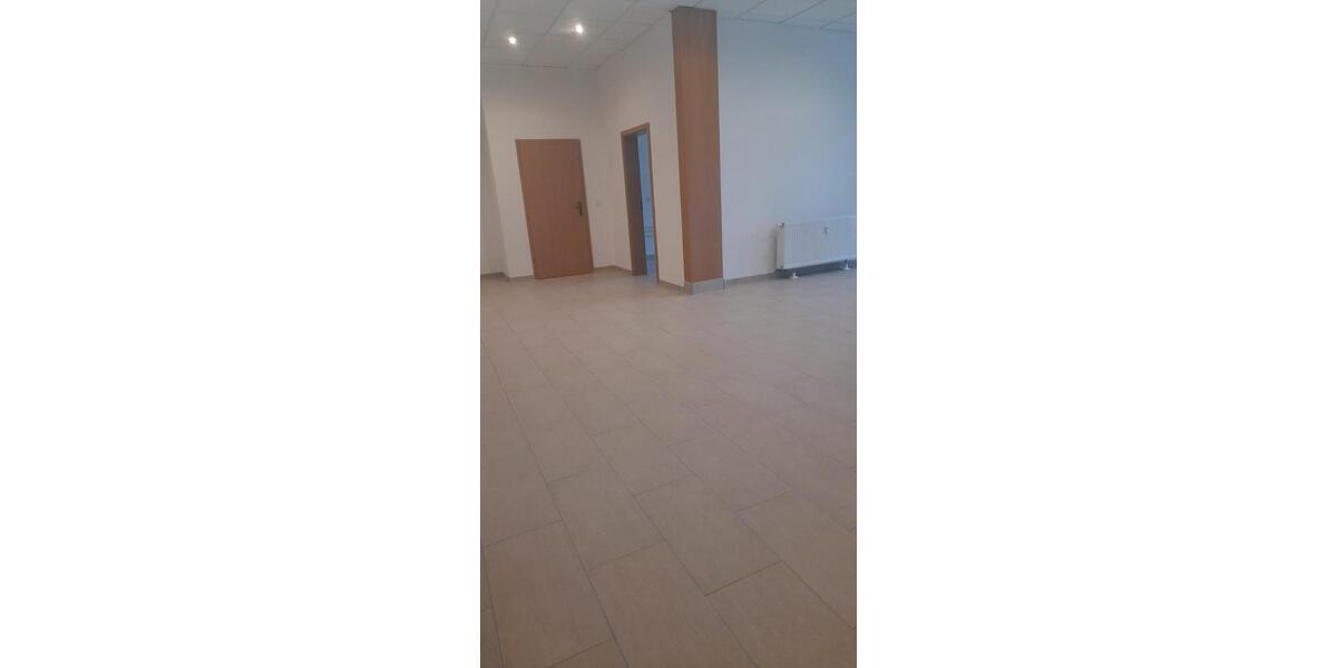 Erdgeschoßwohnung Egeln - 3 Zimmer, 120 m&sup2;, 400&euro; | Angebot:24864782