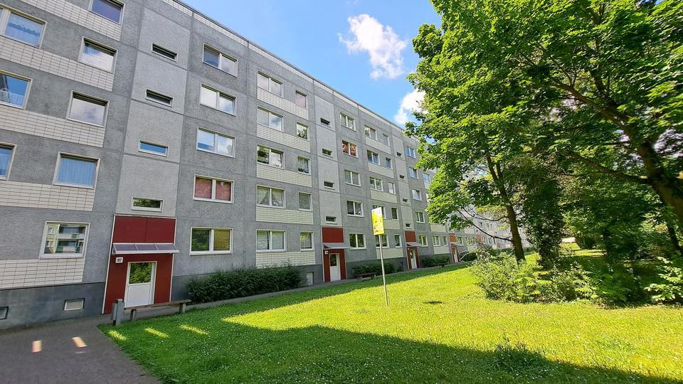 Etagenwohnung Magdeburg Alt Olvenstedt - 3 Zimmer, 56 m&sup2;, 353&euro; | Angebot:25789825