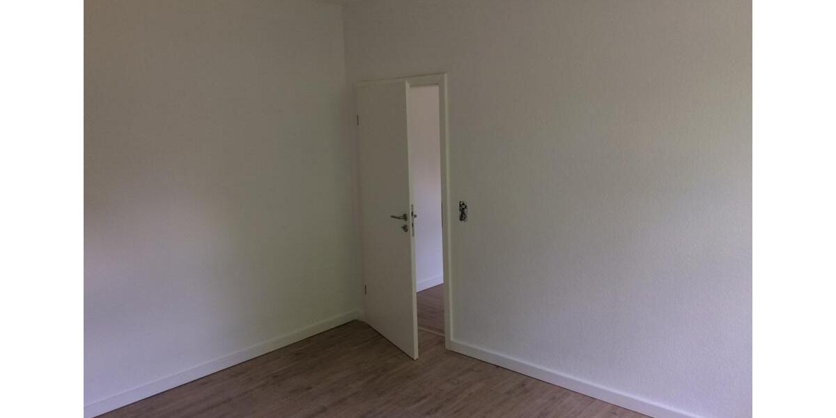 Erdgeschoßwohnung Calbe (Saale) - 2 Zimmer, 50 m&sup2;, 300&euro; | Angebot:24696284
