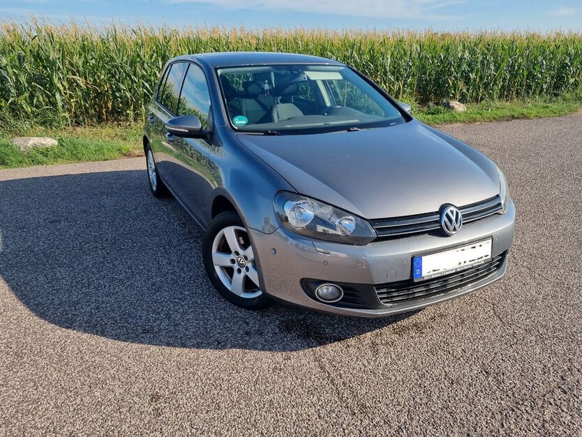 VW Golf 179.600 km 4.750 € Burg 39288