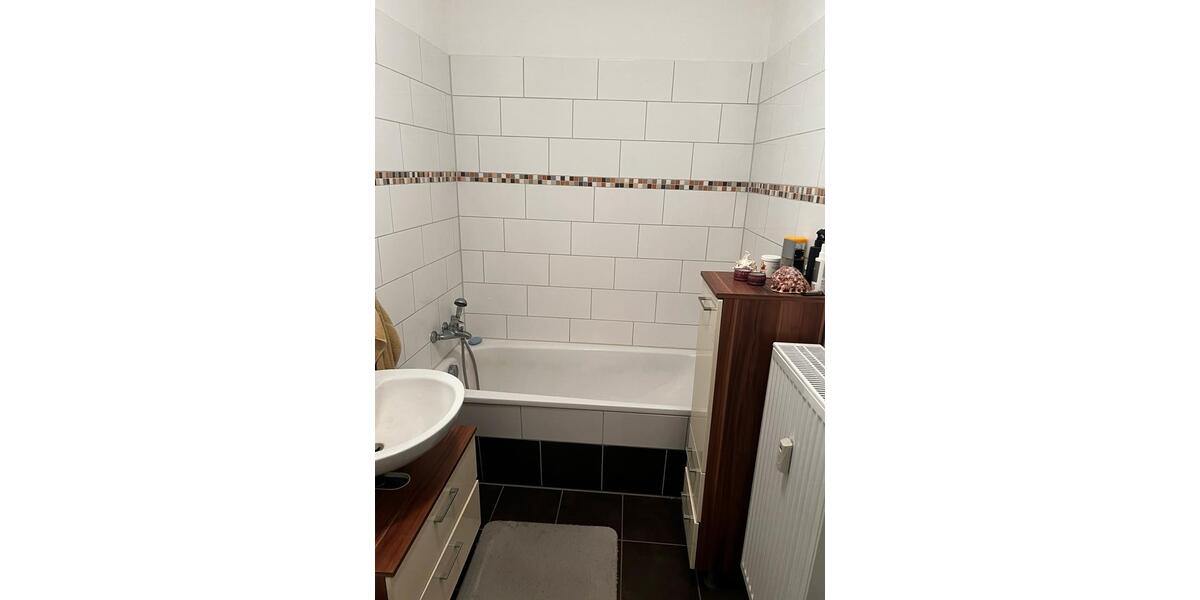 Etagenwohnung Magdeburg Diesdorf - 1 Zimmer, 57 m&sup2;, 399&euro; | Angebot:24538682