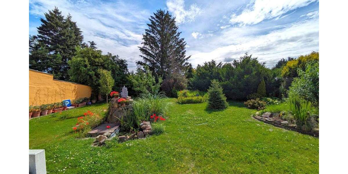 Doppelhaushälfte Barleben - 3 Zimmer, 130 m&sup2;, 295.000&euro; | Angebot:25669399