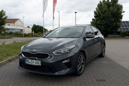 Kia ceed / Ceed 71.000 km 17.500 &euro; Magdeburg 39108