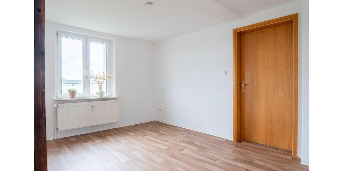 Etagenwohnung Schönebeck (Elbe) - 2 Zimmer, 56 m&sup2;, 339&euro; | Angebot:25570836