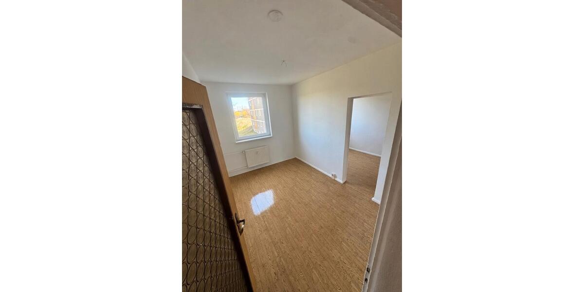 Etagenwohnung Schönebeck (Elbe) - 4 Zimmer, 65 m&sup2;, 429&euro; | Angebot:26130062