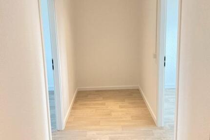 Wohnung Magdeburg Großer Silberberg - 3 Zimmer, 70 m&sup2;, 478&euro; | Angebot:25879993