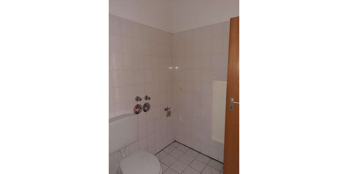2 Zimmer-Wohnung *gerade in Renovierung* frei ab 01.08.2023 - Appartement Magdeburg Buckau | Angebot:10983294
