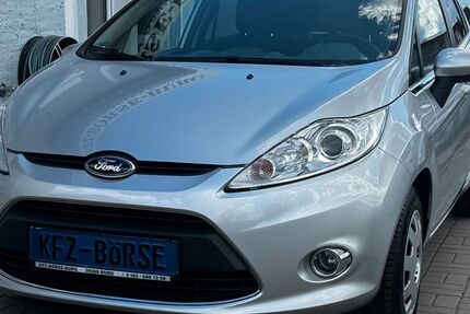Ford Fiesta 83.000 km 5.900 &euro; Burg 39288