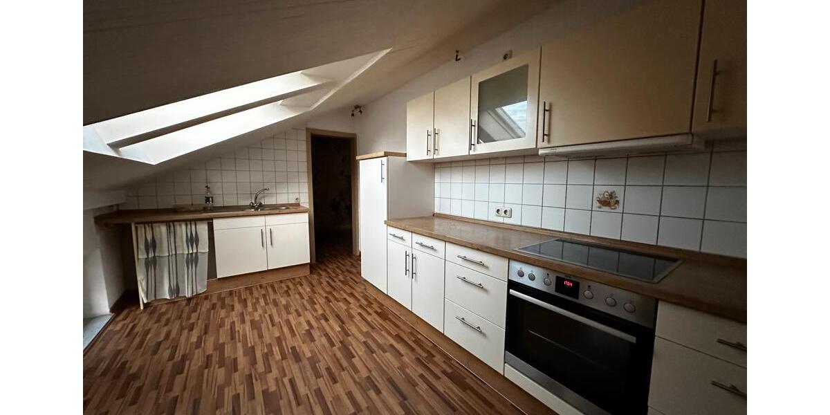 Dachgeschoßwohnung Magdeburg Lemsdorf - 2.5 Zimmer, 100 m&sup2;, 550&euro; | Angebot:25755356
