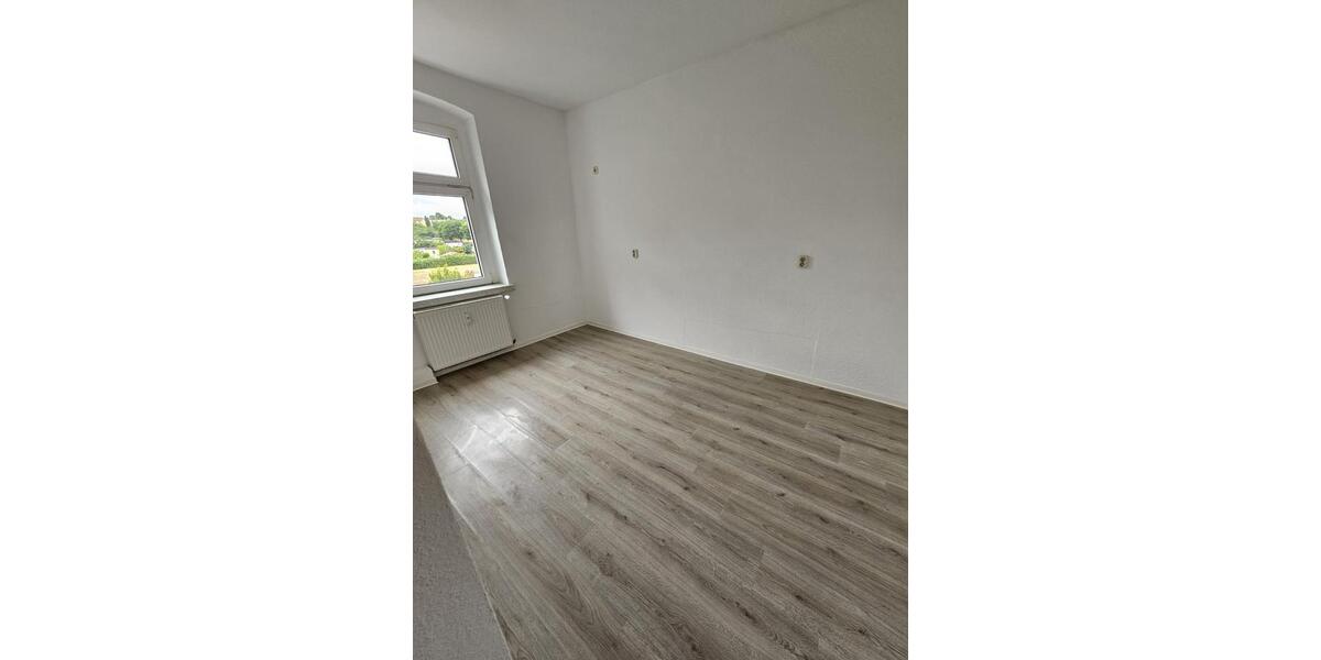 Helle Renovierte 2-Raum-Wohnung in Magdeburg Lemsdorf 2 zimmer