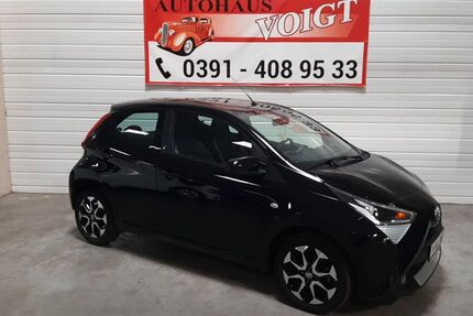 Toyota Aygo (X) 23.000 km 11.900 € Magdeburg 39116
