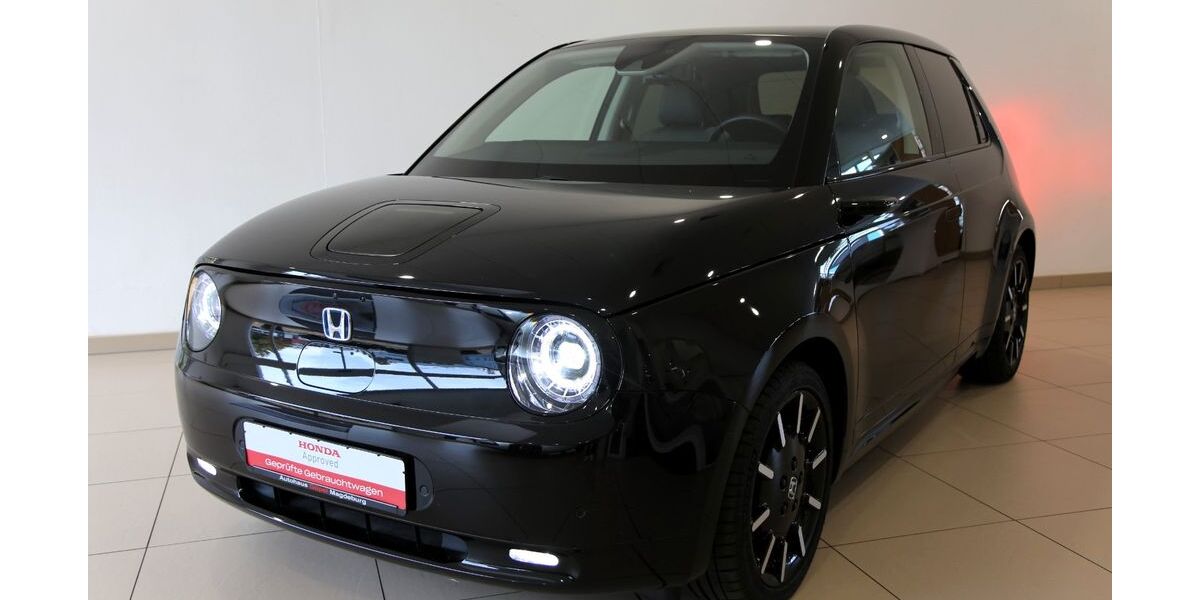 Honda e 2.900 km 22.750 € Magdeburg 39112