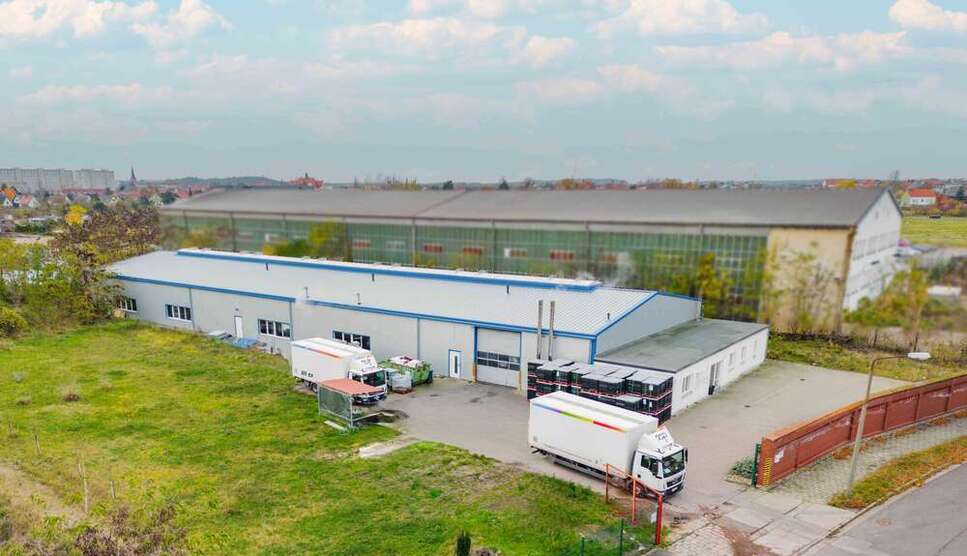 Halle in Magdeburg 5.500 € 1296 m²