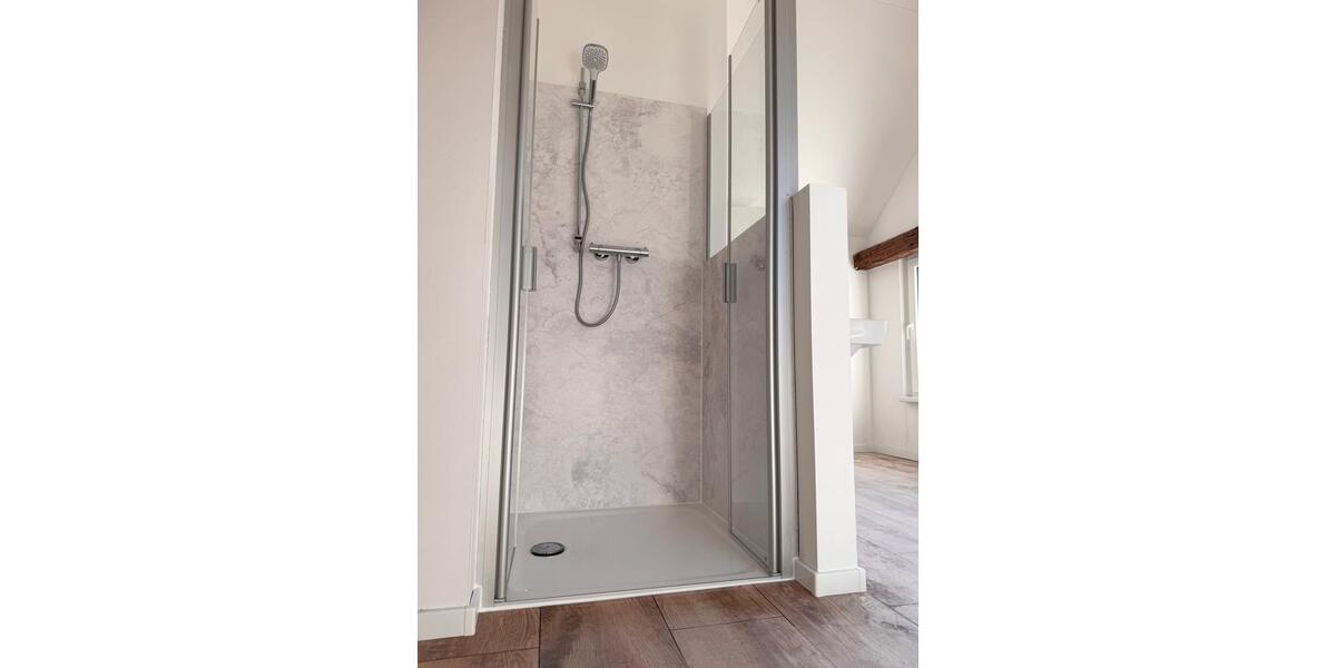 Dachgeschoßwohnung Haldensleben - 2.5 Zimmer, 87 m&sup2;, 870&euro; | Angebot:25129744