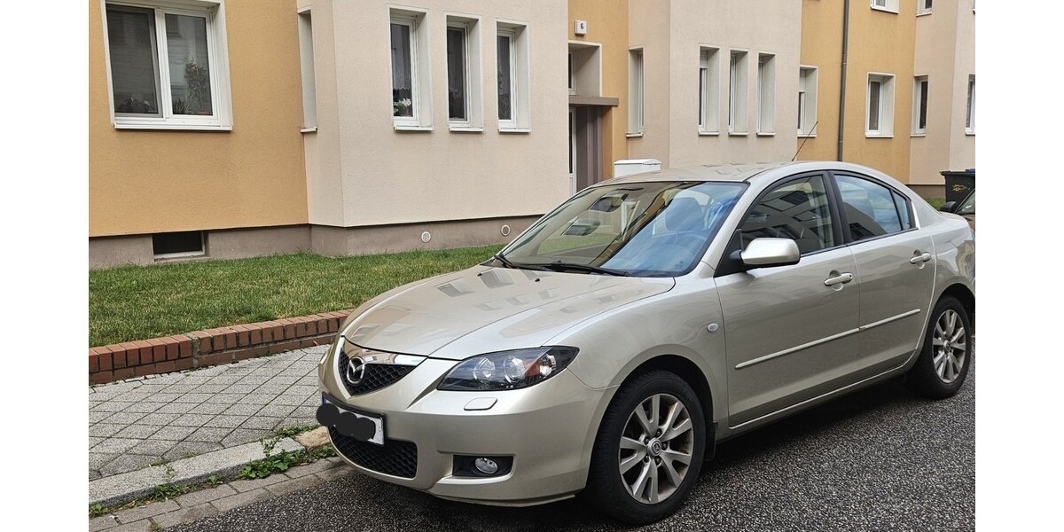 Mazda 3 173.493 km 4.400 &euro; Magdeburg 39104