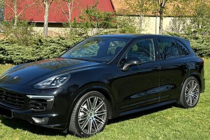 Porsche Cayenne 130.000 km 49.500 &euro; Burg 39291