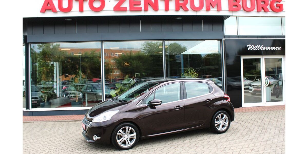 Peugeot 208 111.302 km 6.950 &euro; Burg 39288