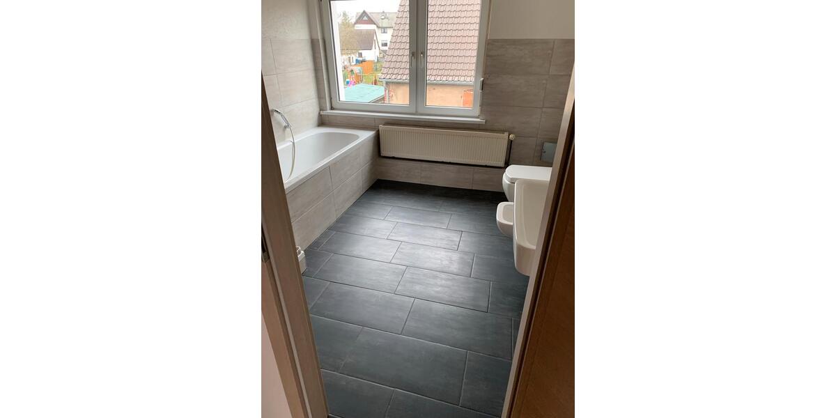 MehrfamilienhausNebengelassGarangenkomplex Süplingen zimmer