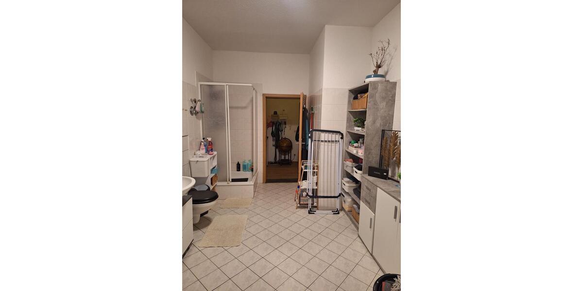 Erdgeschoßwohnung Oschersleben (Bode) - 4 Zimmer, 117 m&sup2;, 710&euro; | Angebot:26688103