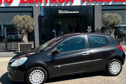Renault Clio 124.066 km 4.950 &euro; Magdeburg 39112