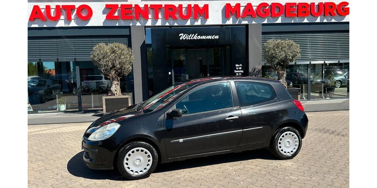 Renault Clio 124.066 km 4.950 &euro; Magdeburg 39112