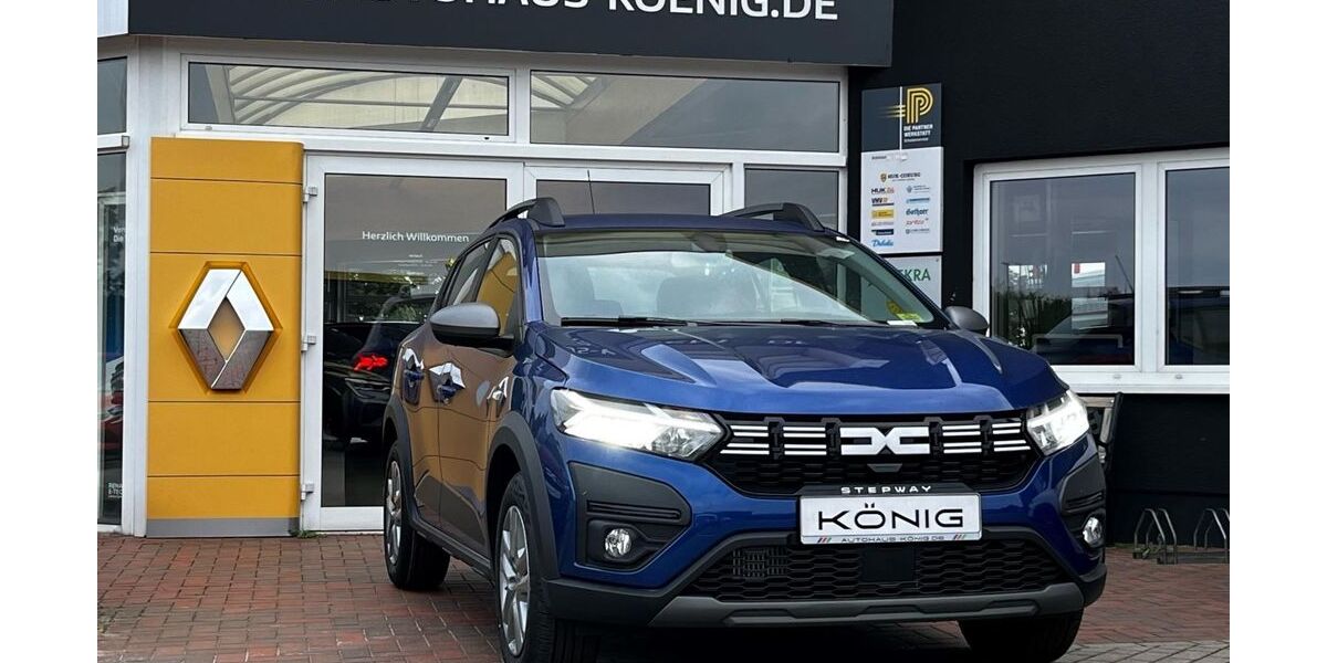 Dacia Sandero 4.390 km 15.799 &euro; Schönebeck 39218