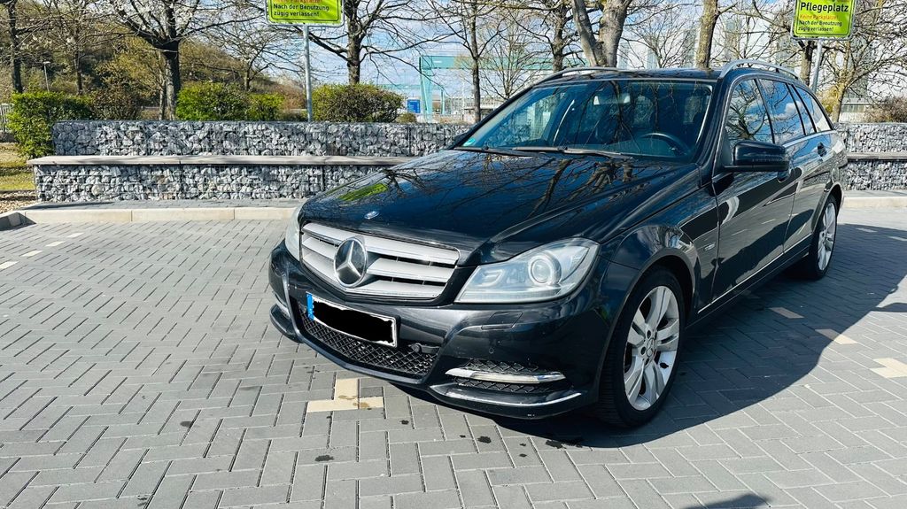 Mercedes-Benz C 250 241.000 km 9.000 &euro; Magdeburg 39122