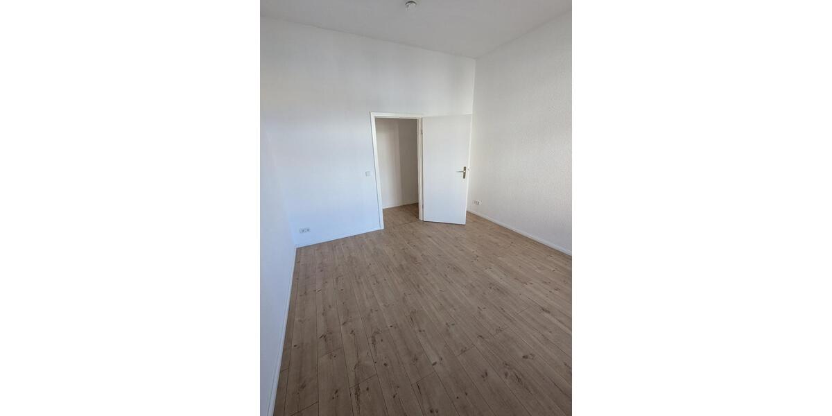 Erdgeschoßwohnung Magdeburg Nordwest - 2 Zimmer, 65 m&sup2;, 550&euro; | Angebot:26022926