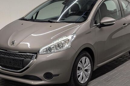 Peugeot 208 104.180 km 6.480 € Langenweddingen 39171