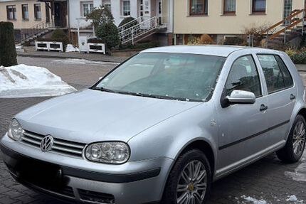 VW Golf 176.000 km 1.950 &euro; Möckern 39291