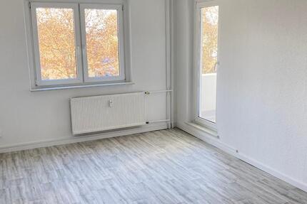 Wohnung Magdeburg Alt Olvenstedt - 3 Zimmer, 65 m&sup2;, 426&euro; | Angebot:25098623