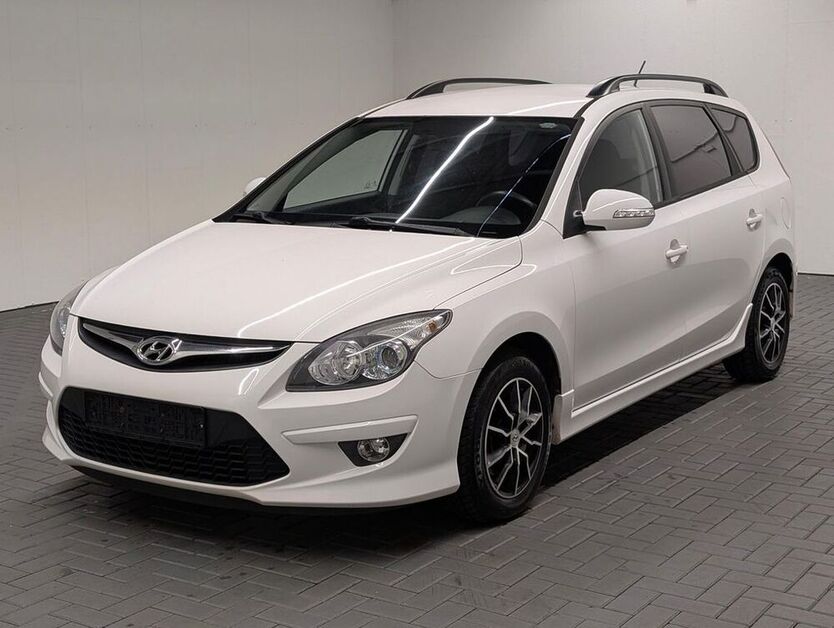i30