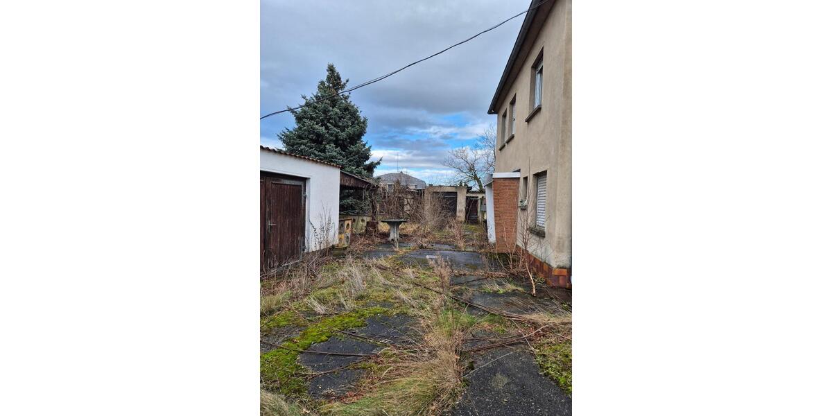 Einfamilienhaus Calbe (Saale) - 8 Zimmer, 163 m&sup2;, 60.000&euro; | Angebot:26030244