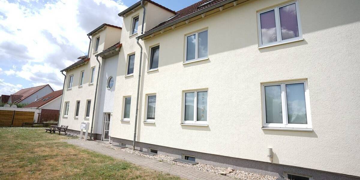 Etagenwohnung Barleben / Ebendorf Barleben - 4 Zimmer, 92 m&sup2;, 119.000&euro; | Angebot:25781636