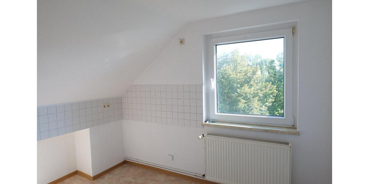 Dachgeschoßwohnung Calbe (Saale) - 2 Zimmer, 36 m&sup2;, 386&euro; | Angebot:12154952