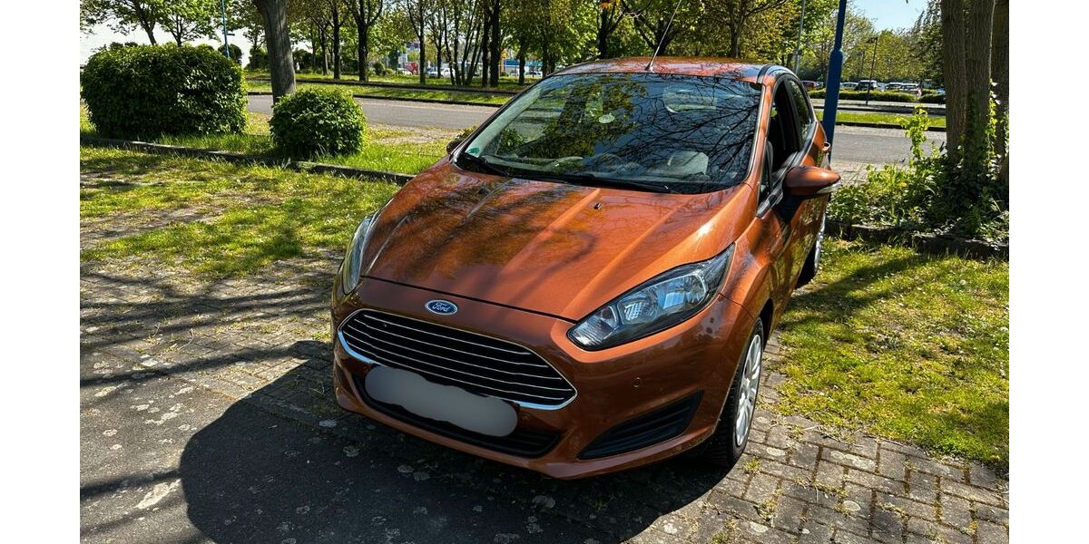 Ford Fiesta 93.000 km 5.200 &euro; Magdeburg 39120